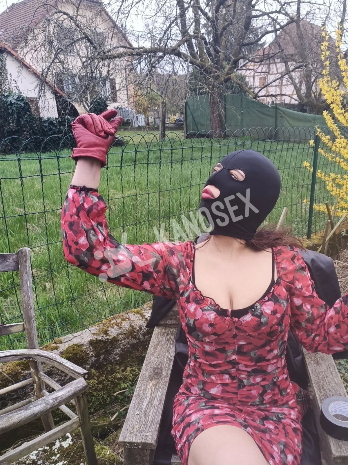 DominatrixZaynah in Santorini — photo 3