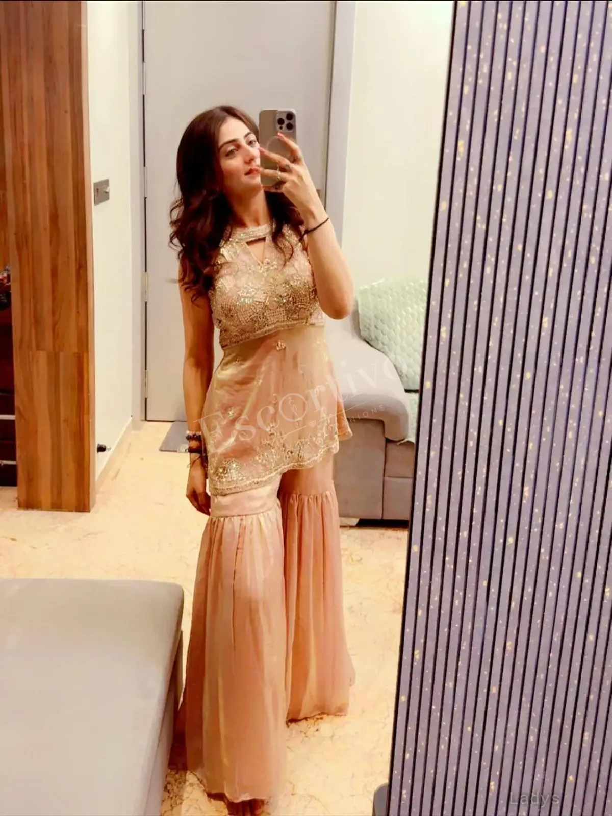 Anushka in Bern — photo 4