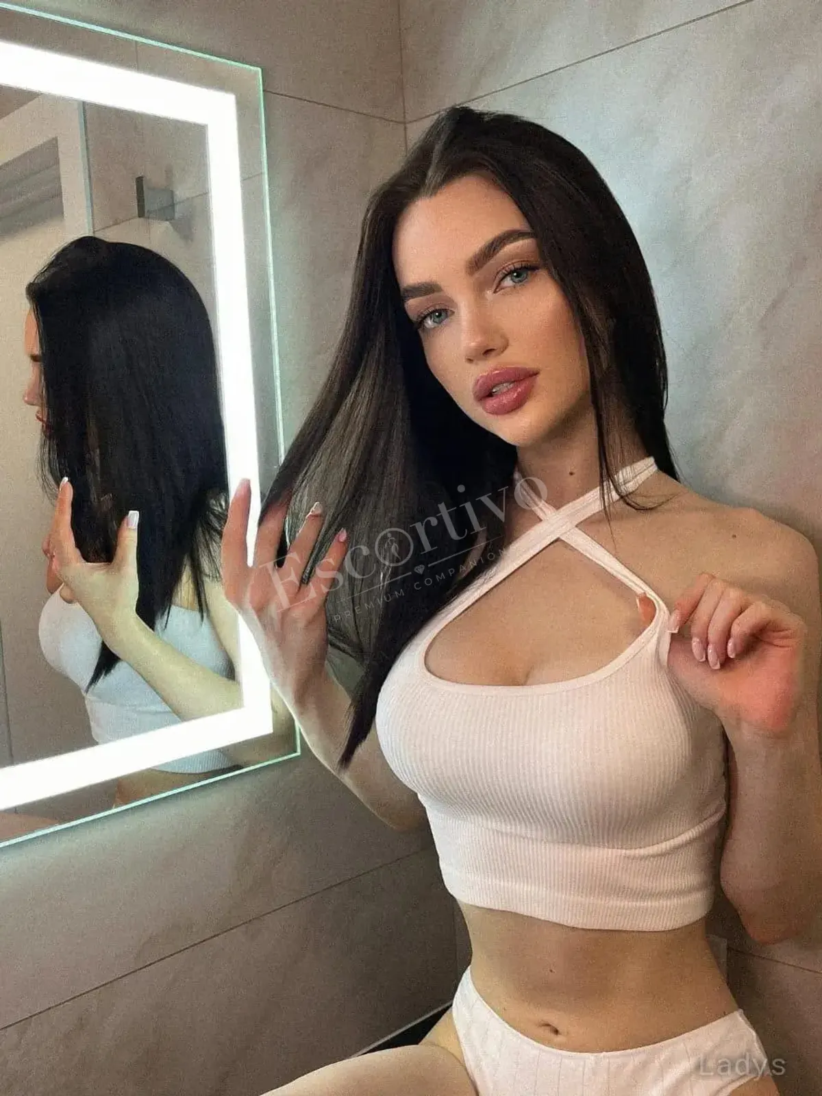 Natalya — escort in Cannes