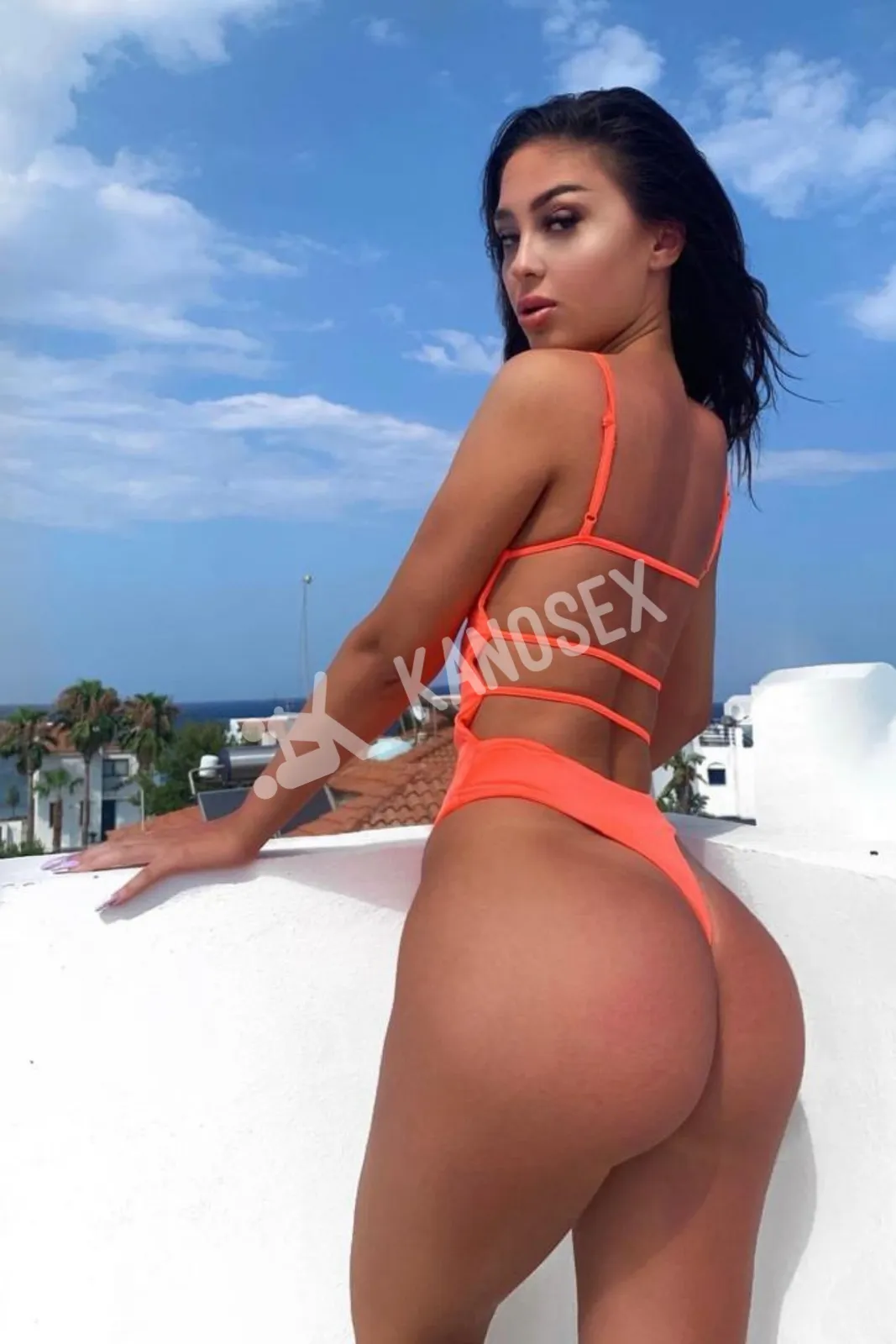 Zlata Hadid in Mykonos — photo 5